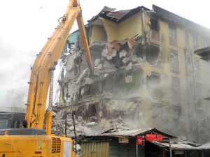 demolition-of-dilapidated-buildin