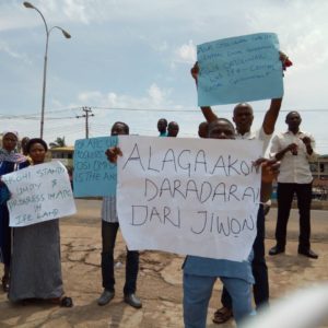 Protesters against Biyi Odunlade 