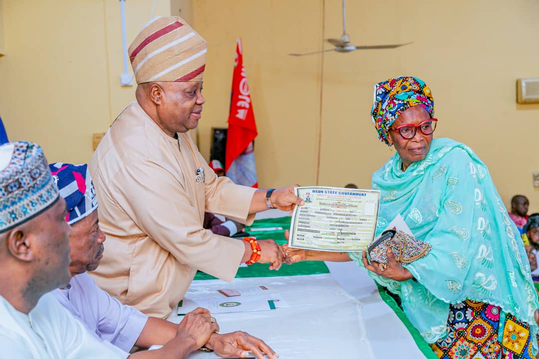 Osun Governor, Adeleke presents #2.1b bond certificates to retirees* *Sunday Okunade* Osun State Governor, Senator Ademola Adeleke today presented bond certificates worth 2.1 billion naira to State, Local Government and Primary School Teachers' retirees in the State. This was done in line with his aspiration to see to the welfare of workers and retirees in Osun. The programme, which was held at the Multipurpose Hall of Local Government Service Commission, State Secretariat, Abere, was graced by the Deputy Governor, Prince Kola Adewusi, Speaker, Osun State House of Assembly, Rt. Hon. Adewale Egbedun, Secretary to the State Government, Alhaji Teslim Igbalaye, PDP State Chairman, Hon. Sunday Bisi as well as top government and political functionaries, among others. In his remarks, Governor Ademola Adeleke noted that the occasion was necessary as his administration is poised on correcting the errors of the past, noting that it was his electoral promise to prioritize workers' and retiree's welfare if elected, so as to deliver them from past hardships. He stressed that the payment template which his government has drawn is still in force, stating that even when paucity of funds was threatning the implementation, he insisted that the senior citizens must be satisfied. He then assured the retirees that he will never play politics with their welfare. The State helmsman equally stated that since his assumption of office, he has been satisfying both young and old, through denying himself of some accouterments of office, in order to serve the interest of residents of Osun. While assuring the retirees that his administration is working on enrolling them under free health insurance scheme,the Governor appealed to them to exercise more patience, saying he has them in mind and remain resolute to do everything possible to make life more comfortable for them. In his address of welcome, the State Head of Service, Mr Ayanleye Aina thanked the Governor for prioritizing workers' welfare by paying salaries and gratuities to the retirees in the State. He described the Governor as a selfless, kind-hearted and compassionate man who always shows concern about peoples' welfare, adding that in less than one year in office, Governor Adeleke has transformed the State for the better. Mr Aina stressed further that since last year November that the Governor came on board, he has changed the fortunes of both active workers and retirees for good by approving the upward review of retiree's gratuities,under the old pension scheme, by one hundred and fifty percent, that is from #200,000 to #500,000, while pensioners, under the contributory pension scheme,have started enjoying one hundred percent increase, that is, from #125m to #250m monthly. He lauded him for paying the backlog of half salaries inherited from the previous administration at least once in every quarter of the year. The number one civil servant, on behalf of workers, however pledged their unflinching support to the present administration in the State. In their separate goodwill message, representative of Pension Funds Administrator (PFA), Mr Babatunde Ayodeji and Comrade Lasun Akindele, on behalf of Labour, congratulated the retirees for the grace to witness the day hale and healthy. They also appreciated the Governor for making impossibility possible in terms of workers' welfare and cash backing of promotion arrears. Responding on behalf of the beneficiaries, Mr Aderinola Joseph thanked the Governor for keeping them in mind. He appealed to the Governor to assist in paying the remaining backlog of half salaries to other retirees, who are yet to be captured for the bond certificate collection so as to enable them have something to fall back on. In his words, the Permanent Secretary, Local Government Service Pension Bureau, Mr Akibu Ibrahim gave kudos to the Governor for giving the release of the bond certificate speedy approval. He noted that Mr Governor is an asset to the State, acknowledging that residents are enjoying his good works across the length and breath of State. Highlight of the event were the presentation of bond certificates to the retirees as well as cultural entertainments.