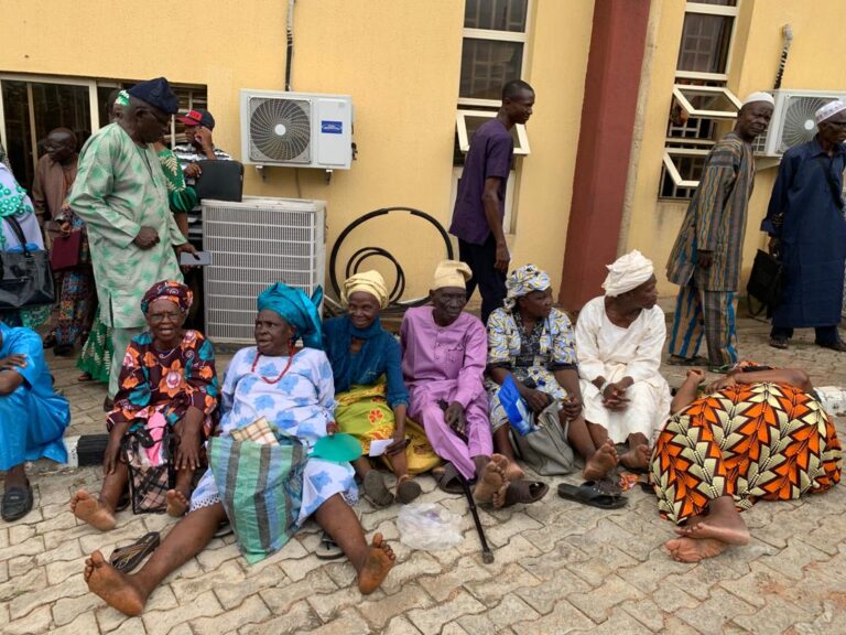 In Picture: Retirees visibly aged, Frail, Sick At Venue Of Osun Staff Audit Exercise