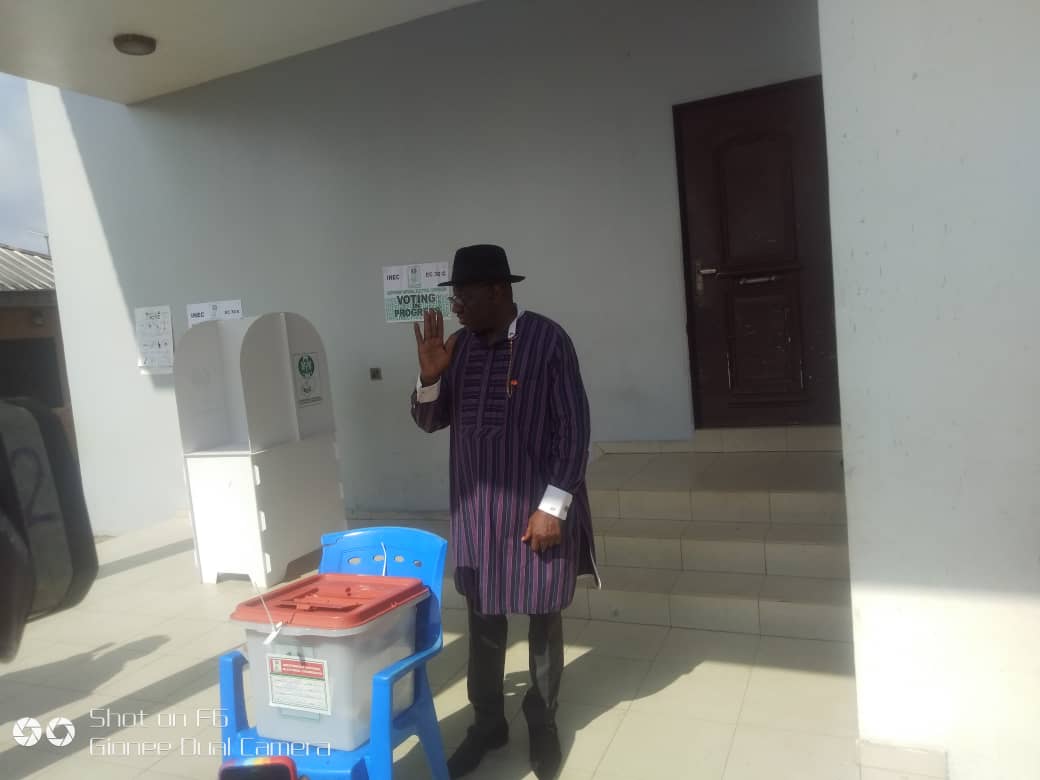 Bayelsa 2023: Former President Goodluck Jonathan Votes [Image]