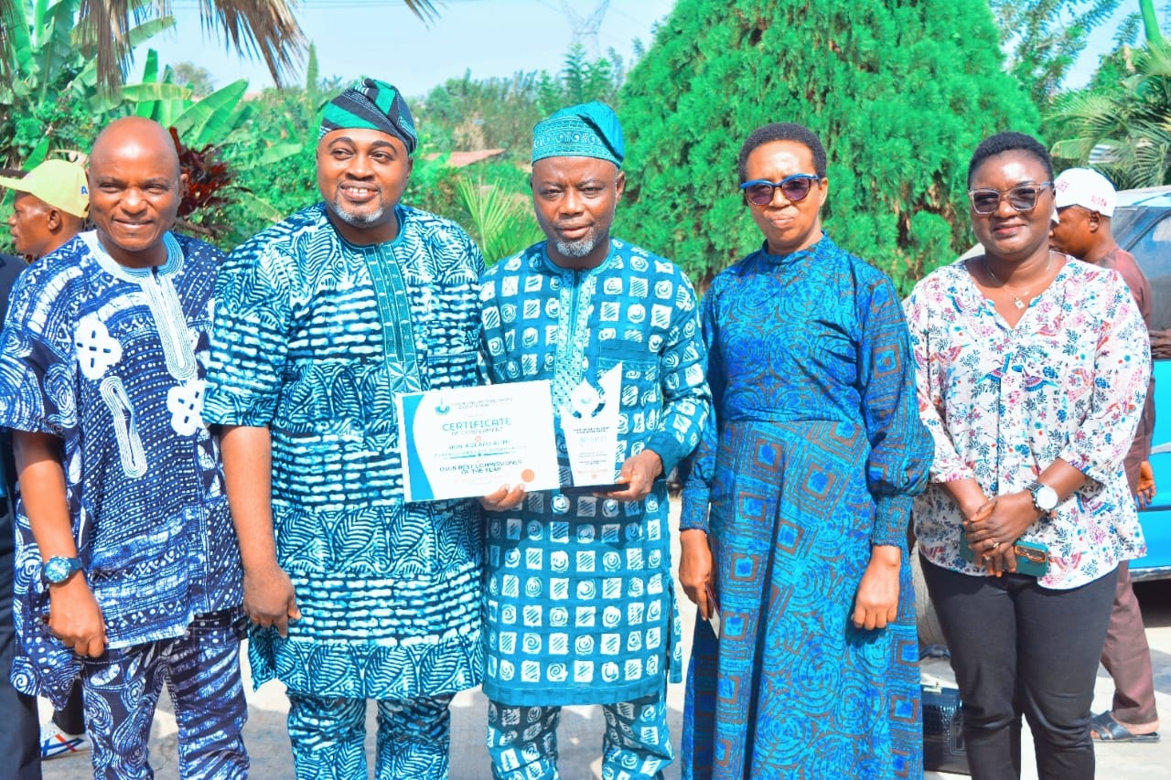Alimi Bags OOPA Best Commissioner Of The Year Award in Osun