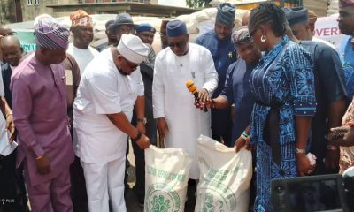 Makinde flags Off Distribution Of Food Items For Vulnerable Persons In Oyo