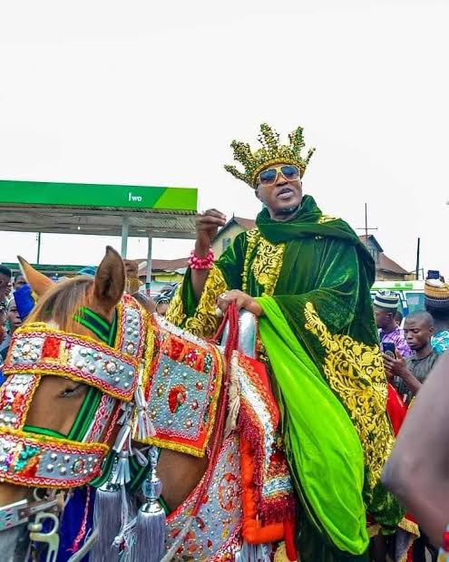 Emir Of Zazzau Hosts Oluwo, Organizes Durbar, Lines Up Over 100 Horses