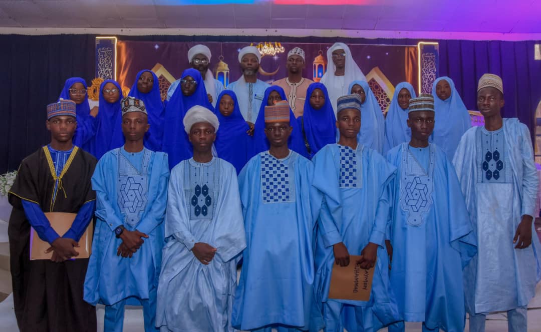 27 Young Qur’an Memorisers Graduate From Rowdotu-t-Tanzeel Arabic School