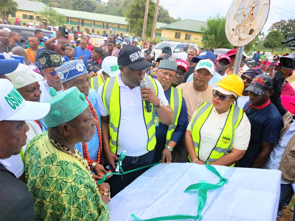 Adeleke Flags Off Construction Of 84KM Rural Roads In Osun