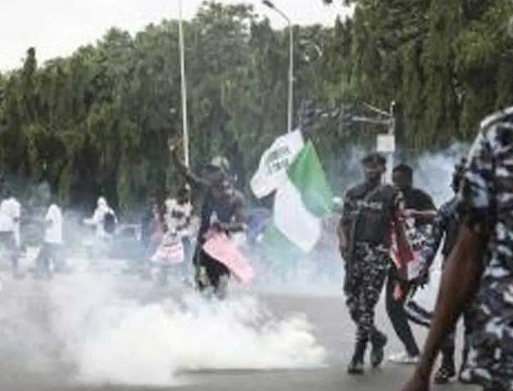 Chaos In Abuja: Sowore, Others Flee As Police Disperse Protesters With Gunshots, Tear Gas