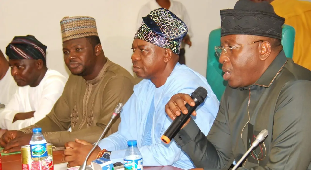 Reps Begin Probe Of Security Intervention Funds