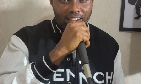 Adeoye Adeniyi Akanfe: The Leading Voice In Nigeria Entertainment Industry, Commands The Stage Of Musics