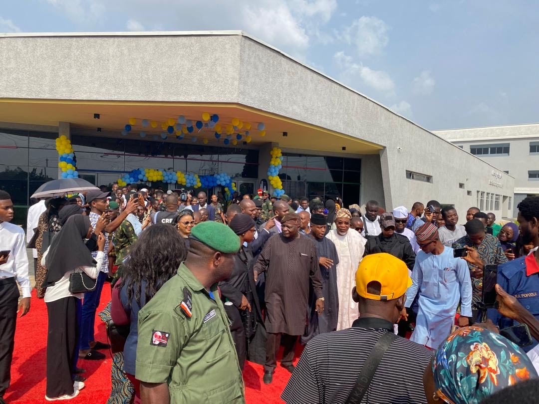 Osinbajo Inaugurates N34bn UNIOSUN Teaching Hospital