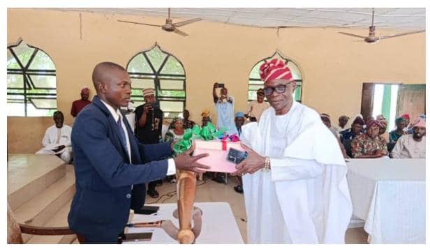 Osun: Olorunda LG Chairman, Kudayisi Presents ₦6.95bn Budget Proposal For 2026