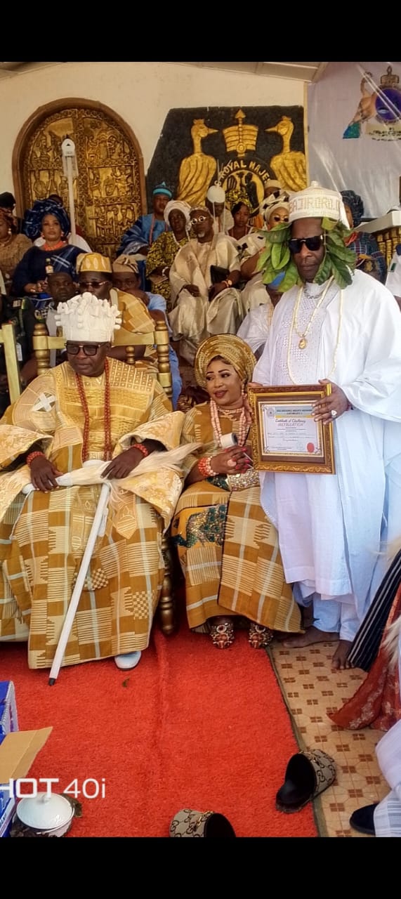 Oba Adekunle Adeagbo Installs Chief Aminu Sule As Bobajiroro of Moba Land