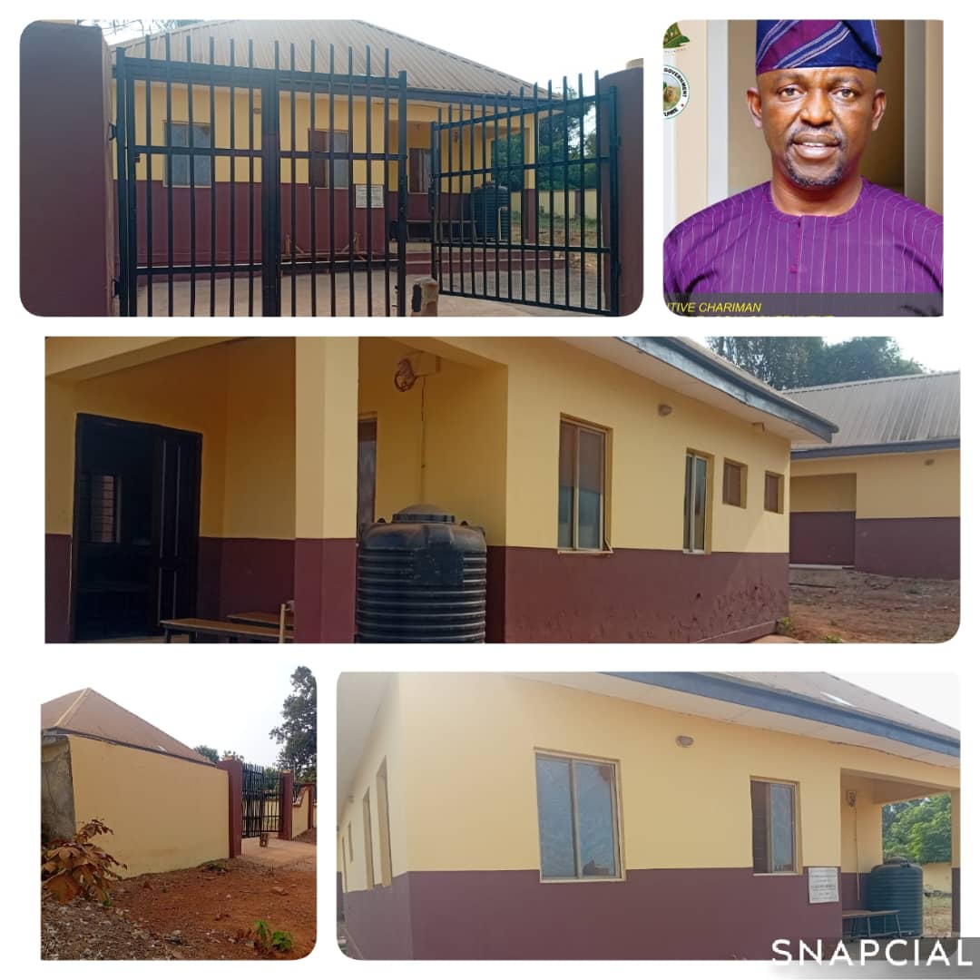 Orisinmibare community commends Oluyole LG Chairman, Hon. Akeem Olatunji over Health center renovation