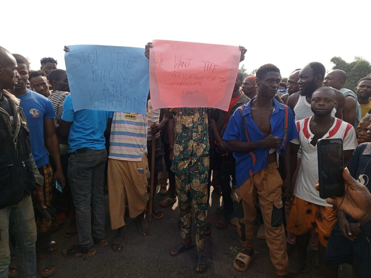 Insecurity: Gridlock As Residents Block Highway With Corpse