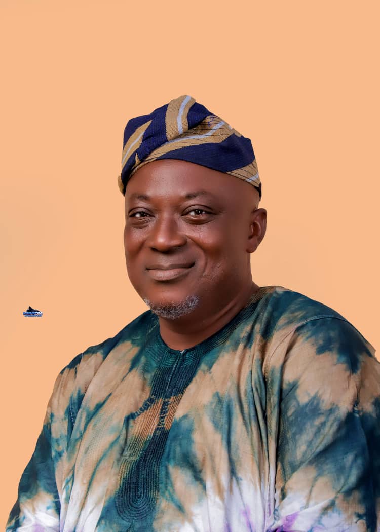 Osun Reps Aspirant Criticises Adeleke for denying youths audience for engagement, giving Access for entertainers