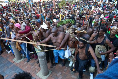 June 30 Deadline To Leave: Nigerians, Others Flee Homes As SA Protesters Talk Tough