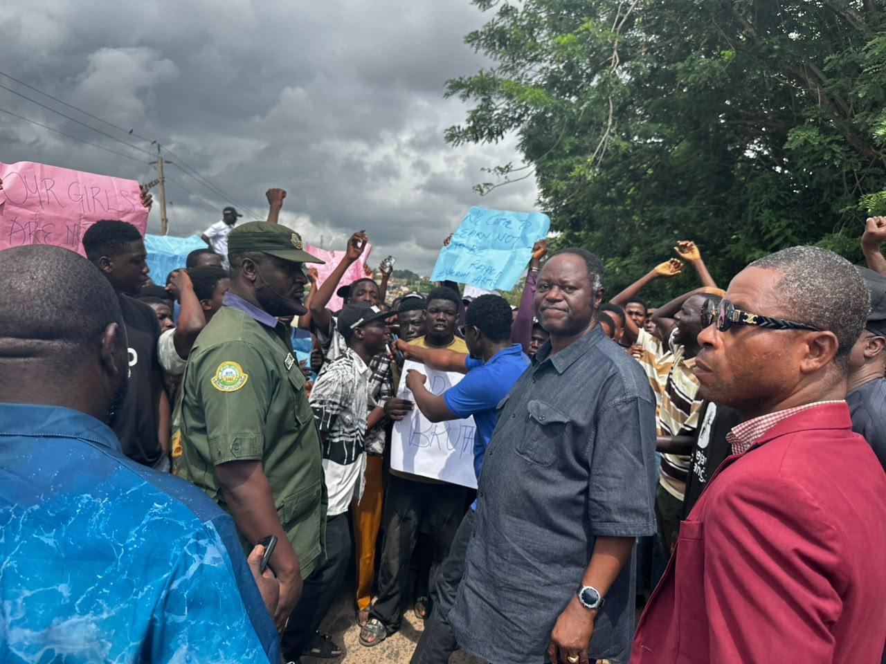 UNIOSUN students protest hostel invasion by newly recruited Nigerian army personnel, victims recount ordeal