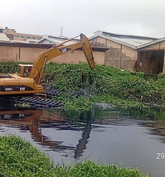 Lagos Flood Control: Govt Deploys Swamp Buggy To Ogombo, Awoyaya, Iponri As Rain Persists