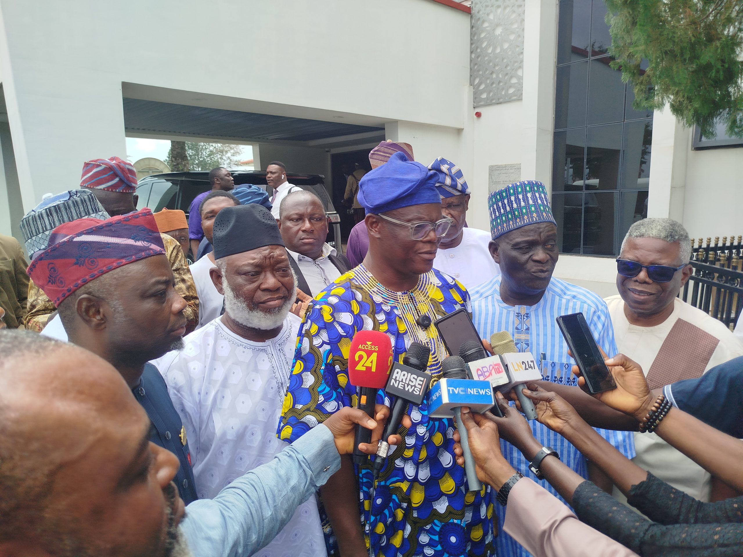 Re-Election: APC Scribe, Basiru Visits Adeleke, Urges Osun APC Members To Close Ranks