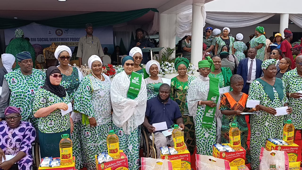 Adeleke Pledges Support as Osun Benefits from Remi Tinubu’s Food Programme